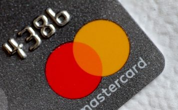 Mastercard, se convierte en la primera empresa en vincular todas las bonificaciones para sus empleados con objetivos ESG