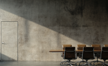 ¿Dónde está la Estrategia?: Cuando el Directorio Confunde Discusión con Dirección