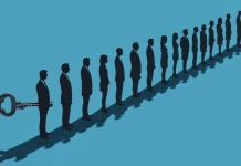 El Capital Invisible: Por qué las conexiones llevan al directorio más que la competencia técnica